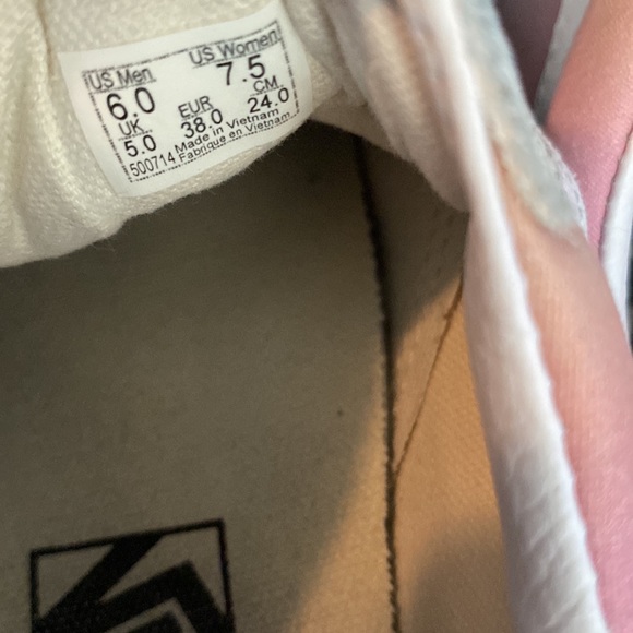 VANS SHOES - Picture 3 of 3